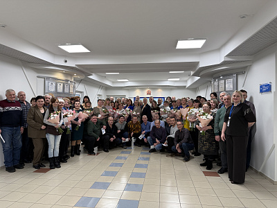 Стаж, проверенный временем: на комбинате наградили сотрудников-юбиляров